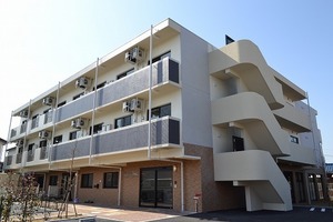 ココファンメゾン浜見平(旧名称:シニアメゾン浜見平)