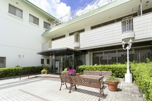 メディカルホームグランダ逆瀬川・宝塚