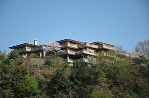 ヒルデモア東山